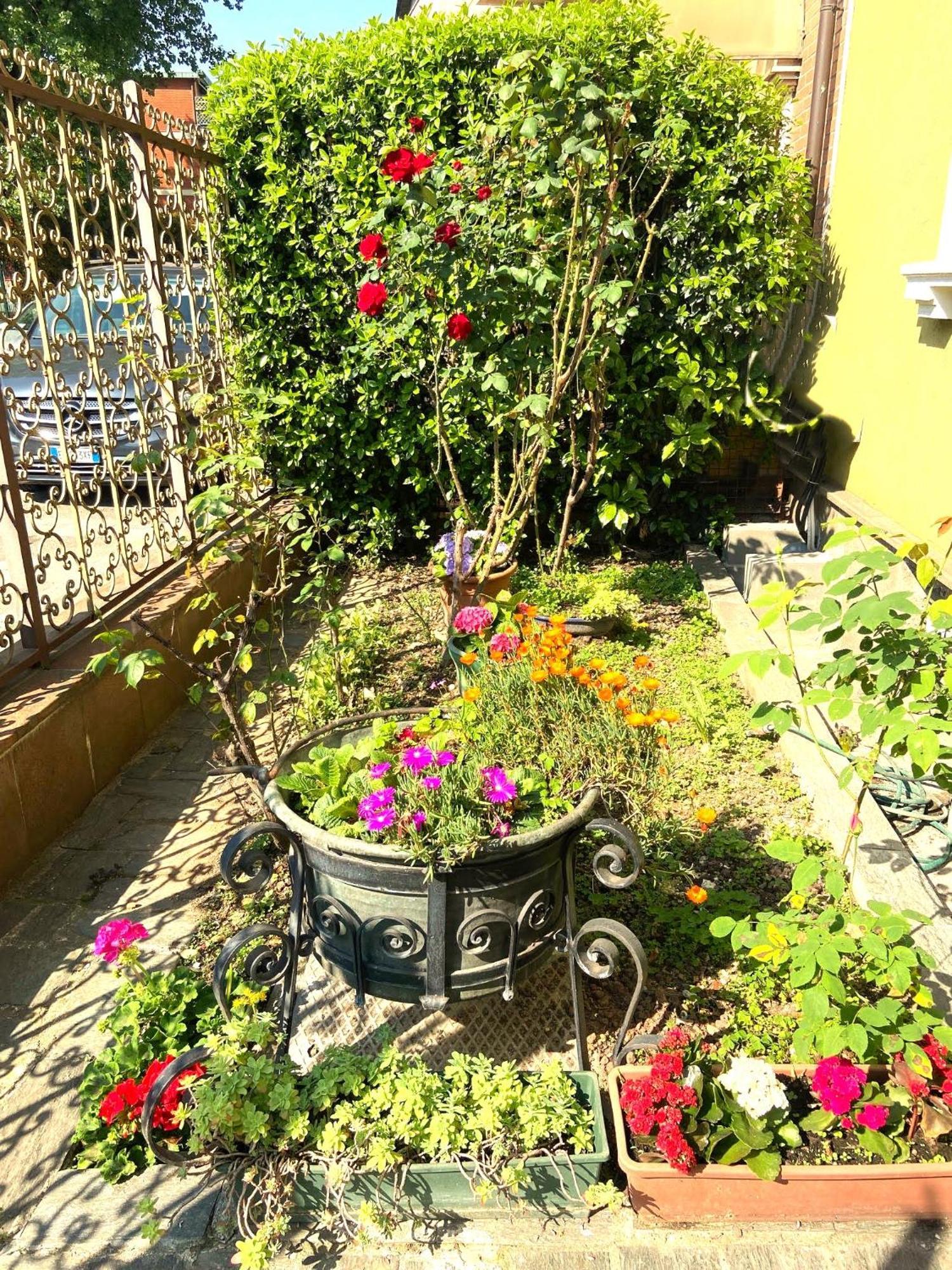 Apartment In Villa Milano Exteriér fotografie